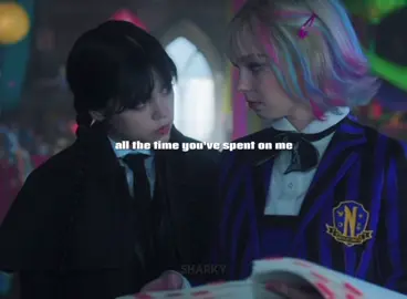 Anything can be about Wenclair if you want it too #wednesdayaddams #enidsinclair #actuallyromantic #wenclair #thelifeofashowgirl 