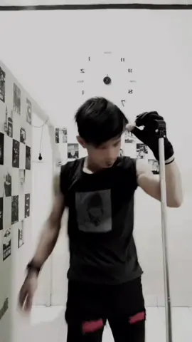 Membalas @siti_sopia0Maaf ya ka agak telat bales viti'nya..🤭😁🙏#selamattinggal #fiveminutes #fypmusic #lagu #jadul 