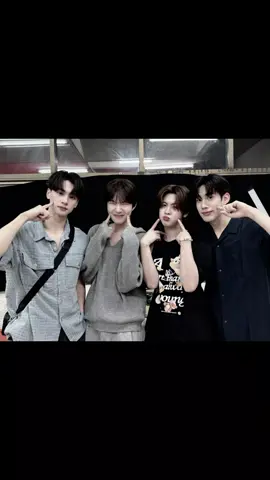 มันคือวันและเวลาที่ผ่านไปไวจริงๆ ระยะเวลาที่ตั้งแต่ที่เริ่มต้นเขมจิราต้องรอดจนก้าวมาถึงคิวสุดท้าย รู้สึกว่ามีนํ้าตาจำนวนมาก😭😭😭😭😭   Khemjira The Series Q66#ปิดกล้องเขมจิราต้องรอด #kengnamping #tlefirstone #เขมจิราต้องรอด #ขึ้นฟีดเถอะ 