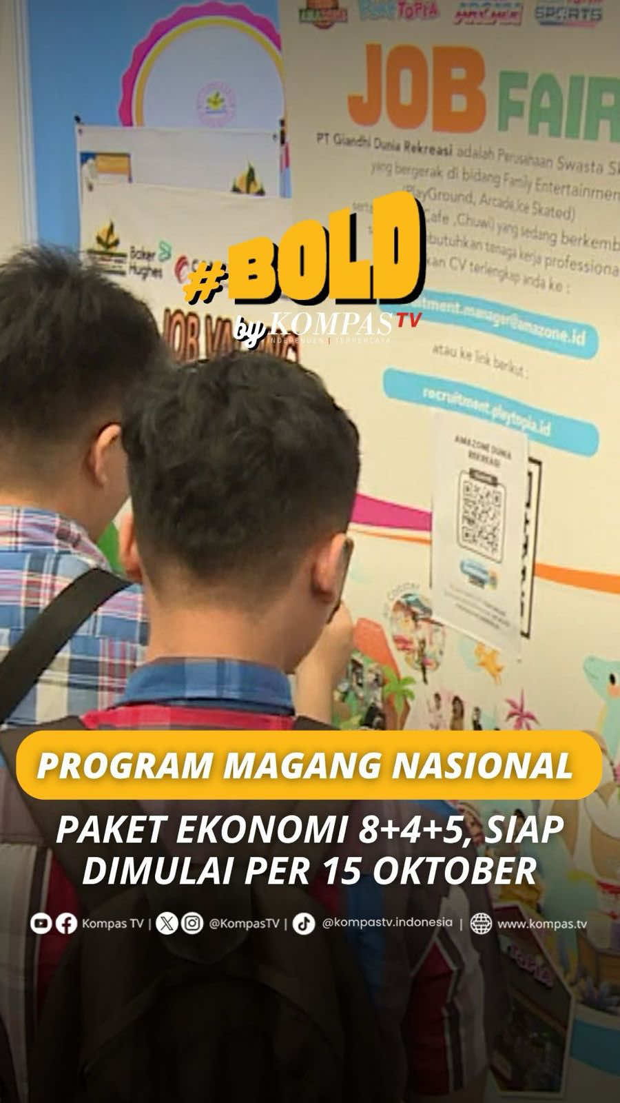 Menteri Koordinator Bidang Perekonomian, Airlangga Hartarto, mengumumkan program Magang Nasional bagi mahasiswa dan lulusan baru alias fresh graduate. Airlangga mengungkap, program magang ini adalah satu dari 8 program akselerasi pembangunan yang dituangkan dalam paket ekonomi 8+4+5. Usai rapat koordinasi terbatas kebijakan dan stimulus ekonomi di Wisma Danantara, Rabu (1/10/2025) pagi, Airlangga menyatakan program Magang Nasional sudah siap dimulai per 15 Oktober 2025 nanti. Tuliskan komentarmu dan dapatkan berita terkini lainnya di www.kompas.tv serta youtube.com/kompastv #BOLDKompasTV