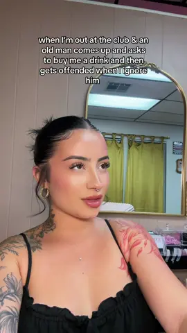 mama makes her own money she can get her OWN drinks…plus I know it’s a trap #fypシ #foryoupage 