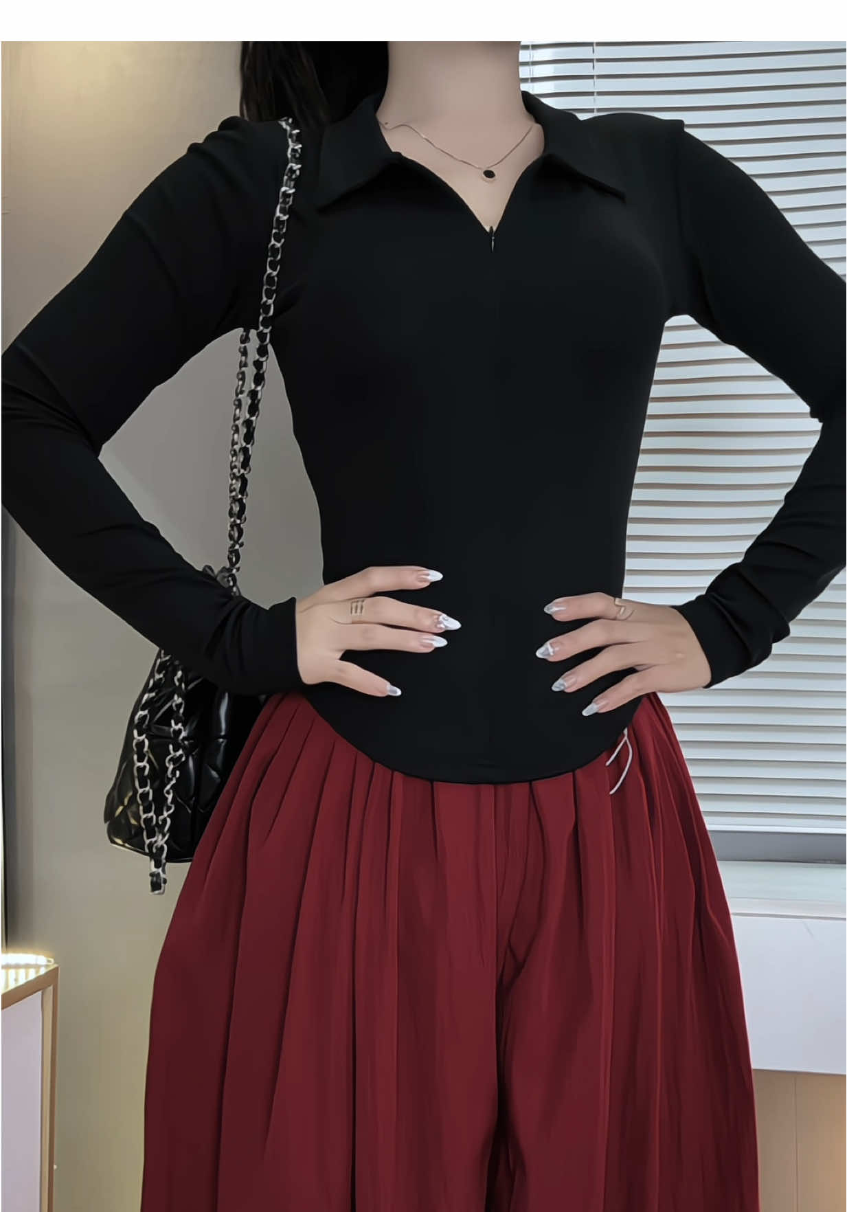 Áo thun ôm polo kéo khoá cotton 4c 