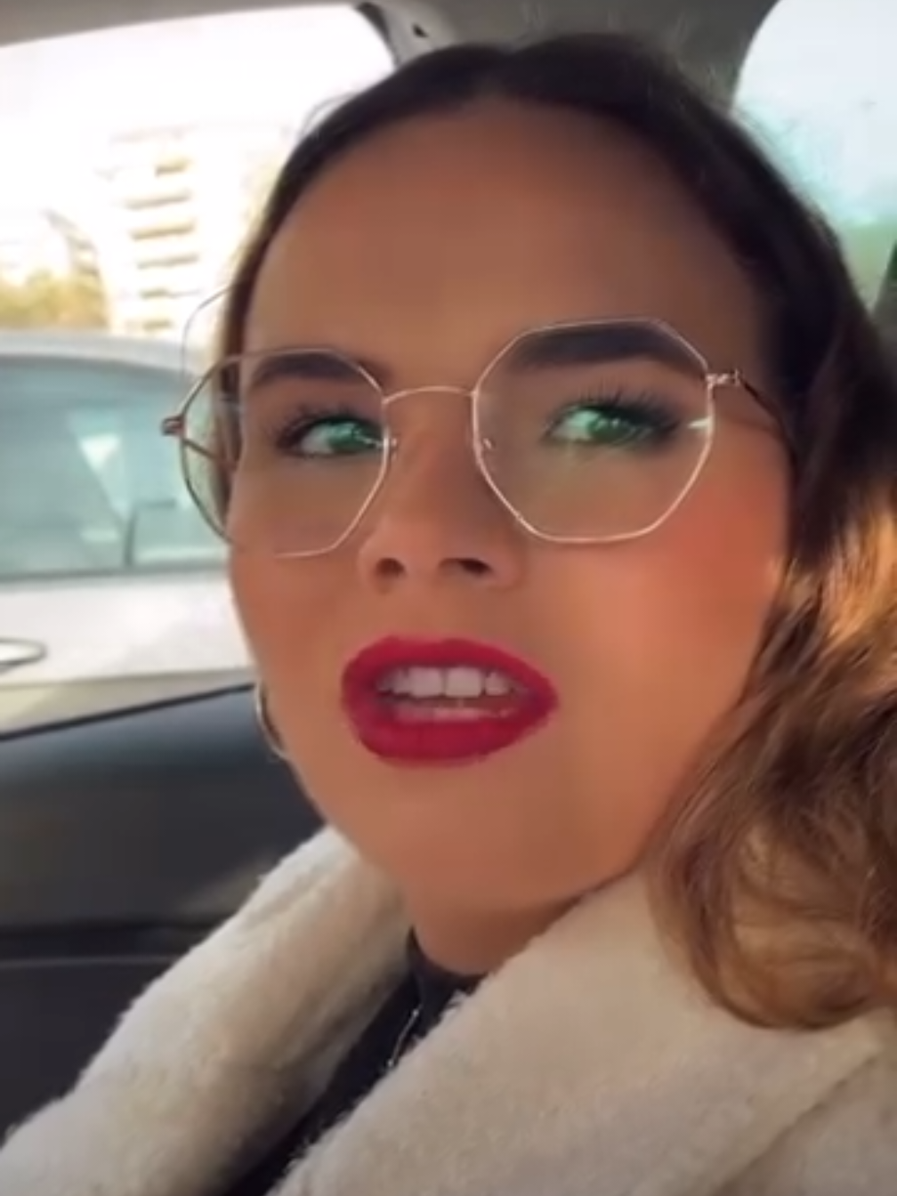 te voy a dar un beso 😘  #humor #relaciones #amor #viernes #comedia 