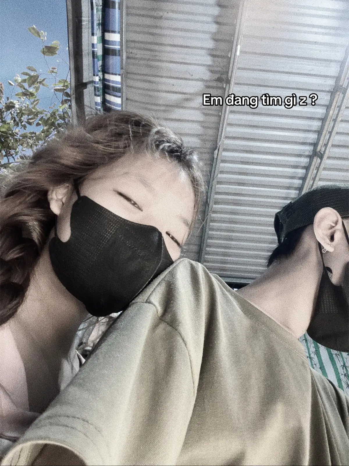 Em kh nói: “ Có được em rồi, thì không cần em nữa “ Em nói: “Được bông hồng xong rồi quên tưới Để khi tàn phai rồi tiếc nuối Tìm lấy một nơi cho người đổ tội Tự hoa không còn tươi, hay người chăm lười “ #fyp #viral 