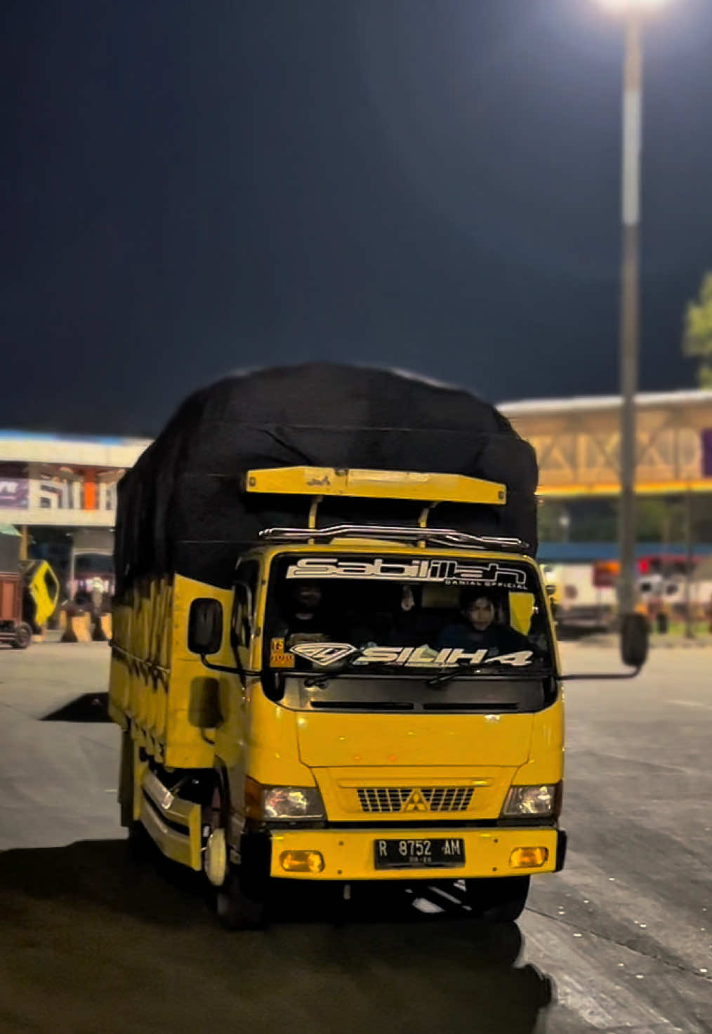Sabillah #fyp #silih4expedision #banjarnegaragilargilar #trukmaniaindonesia #trucksoftiktok 