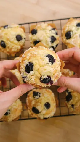 Kalo display di cafe si estetik bangett 🥲❤️ #luvitaho #blueberrymuffin