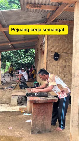 Melamar kerja sadbor satria @Yaya Cinos @Ju♡Ju #selebsadbor #sadborbaik 