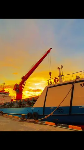 #lagutimur #storytimur #sunset #sunsetvibes #soundtimur 