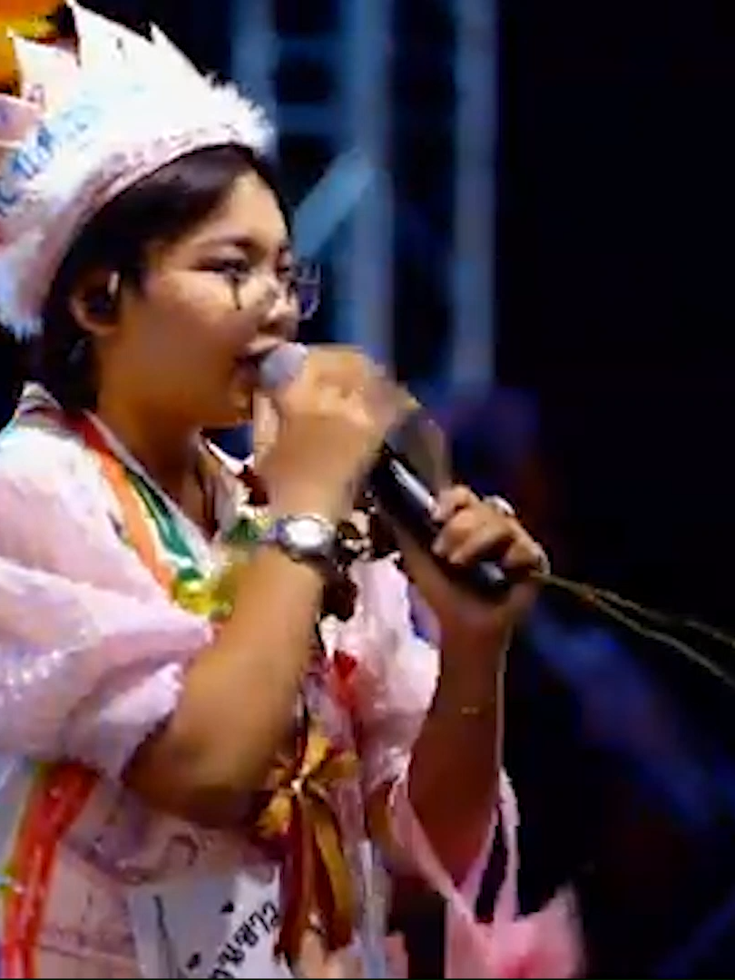 มาฟังเพลงสนุกๆ ดูบ้าง  จาก ต้นข้าวสุปรียา เพลง ห่างหน่อยถอยนิด  และวงคารามาย  #ต้นข้าว #ต้นข้าวดวลเพลงชิงทุน