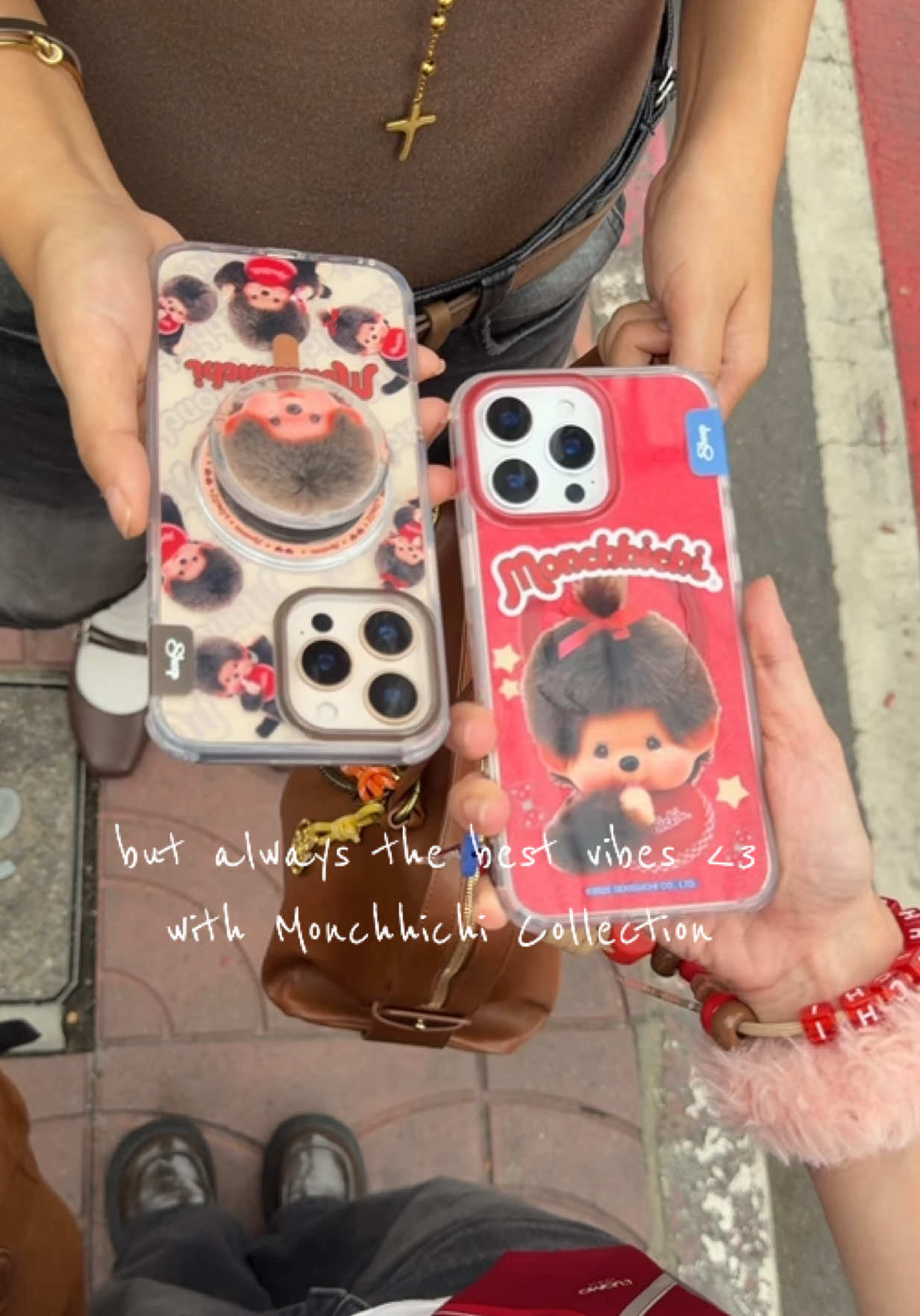 Two best friends, two different styles  But always with Monchhichi Collection 🤎❤️ . #SheepCase #iphone17promax #เคสไอโฟน17 #เคสม่อนชิชิ