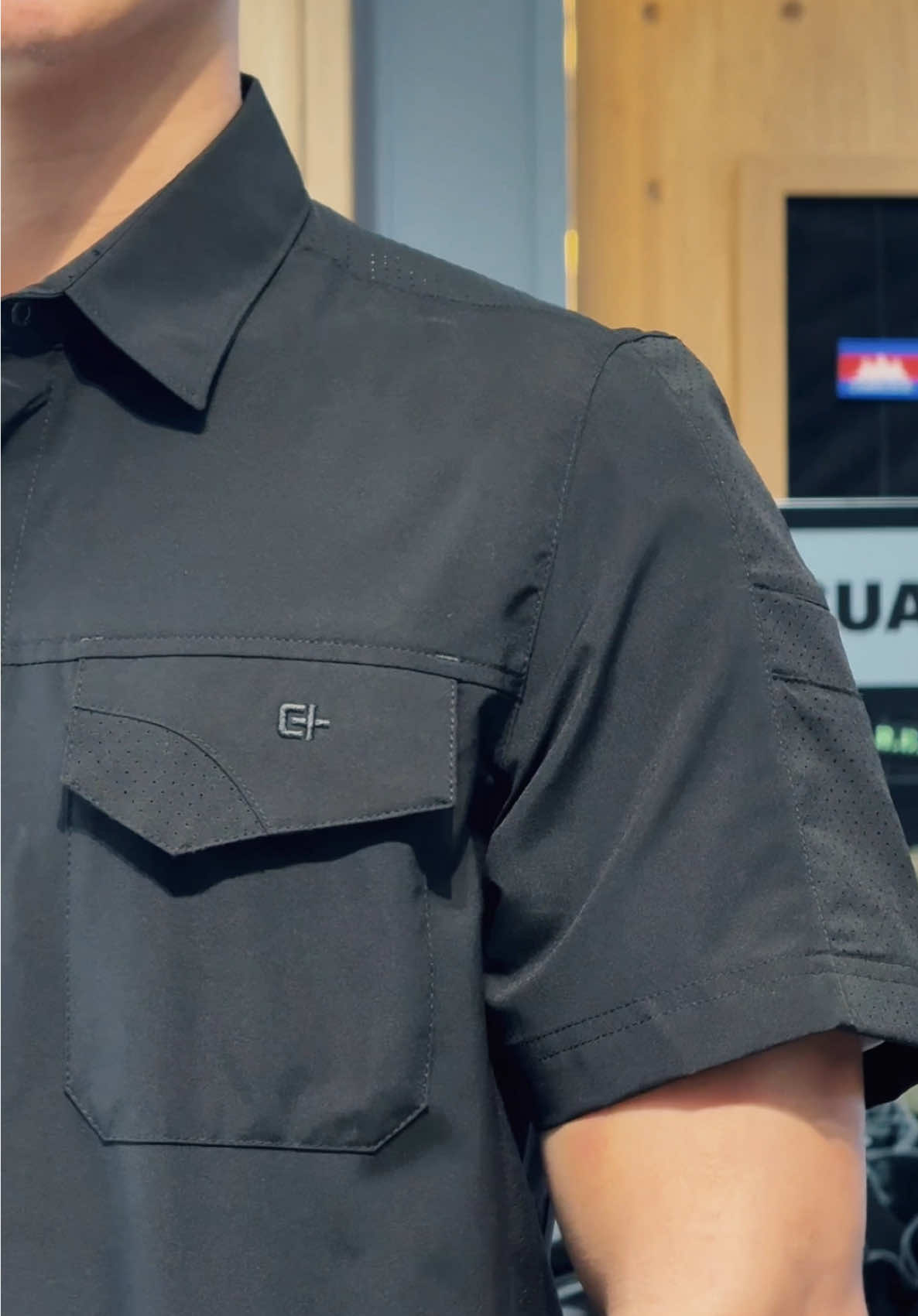 Cartenz Tactical Cambodia for Black Lover costumers.  តោះបងៗ Black Lover ប្រភេទអាវសាច់ក្រណាត់ដៃខ្លី ប្រភេទសាច់ស្ដើង ត្រជាក់ មានការការពារ UV 50+ អាចប្រើប្រាស់បានគ្រប់កម្មវិធី  » ការងារមនុស្សធម៌ » ការងារចុះមូលដ្ឋាន  » និងបំពេញបេសកកម្មតាមខេត្តនានា បងៗអាចអញ្ជើញមកដល់ទីតាំង ឬ សាកសួរព័ត៌មានបន្ថែមតាម Telegram នៅខាងក្រោម ⬇️⬇️ 📍ទីតាំងហាង : https://maps.app.goo.gl/DX187byUMqewHmnD7?g_st=ic 📞Tel: 095 88 98 98  📲Telegram : https://t.me/ctcambodia Telegram channel: https://t.me/ #CartenzTacticalCambodia  #alwaysforecful #cambodia🇰🇭 #cartenztactical #blackclover 