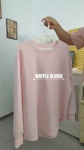 Tiap hari kena Iron baju, beli baju ni tak payah Iron terus sarung je... #bajuwaffle #waffleshirt #bajupandaeyes 