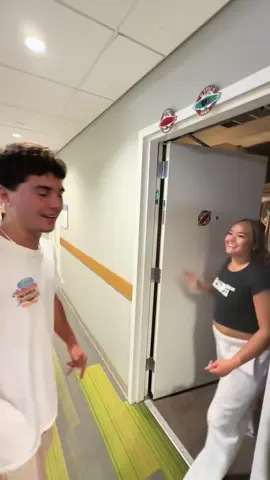 Those slaps were personal not gonna lie#bachelor #vieal #dorm #fyp 