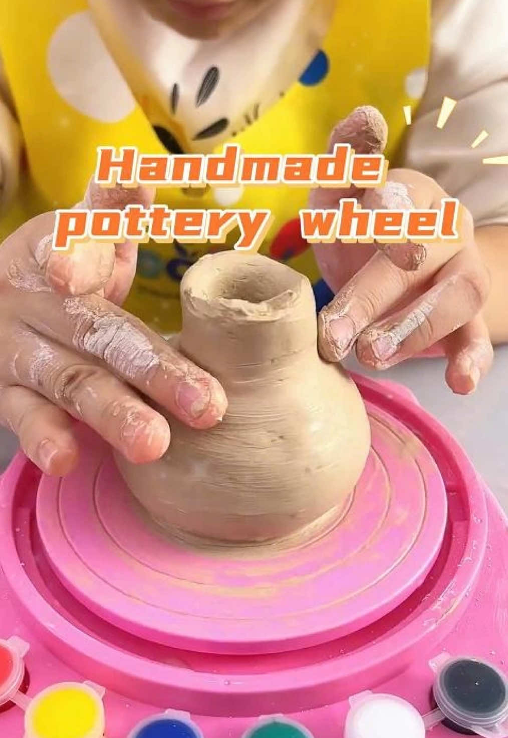 Pottery isn’t just for making vases—you can also make fish tanks with it! Let your imagination run wild and get hands-on to create your very own pottery piece!#HandmadePottery #DIYCrafts #ToyRecommendations #MudPlay #kidstoys 