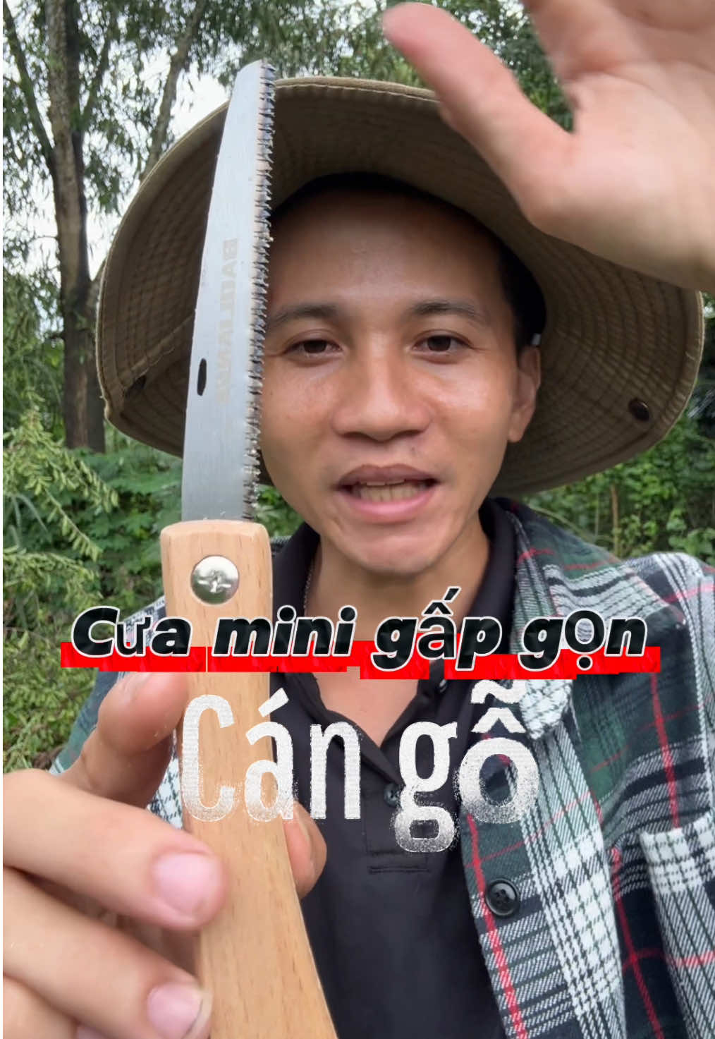 Cưa gấp mini cán gỗ giá tốt. #tonytaisuoinho #cuagapmini #cuagapcango #cuagapgon #cualachmini 