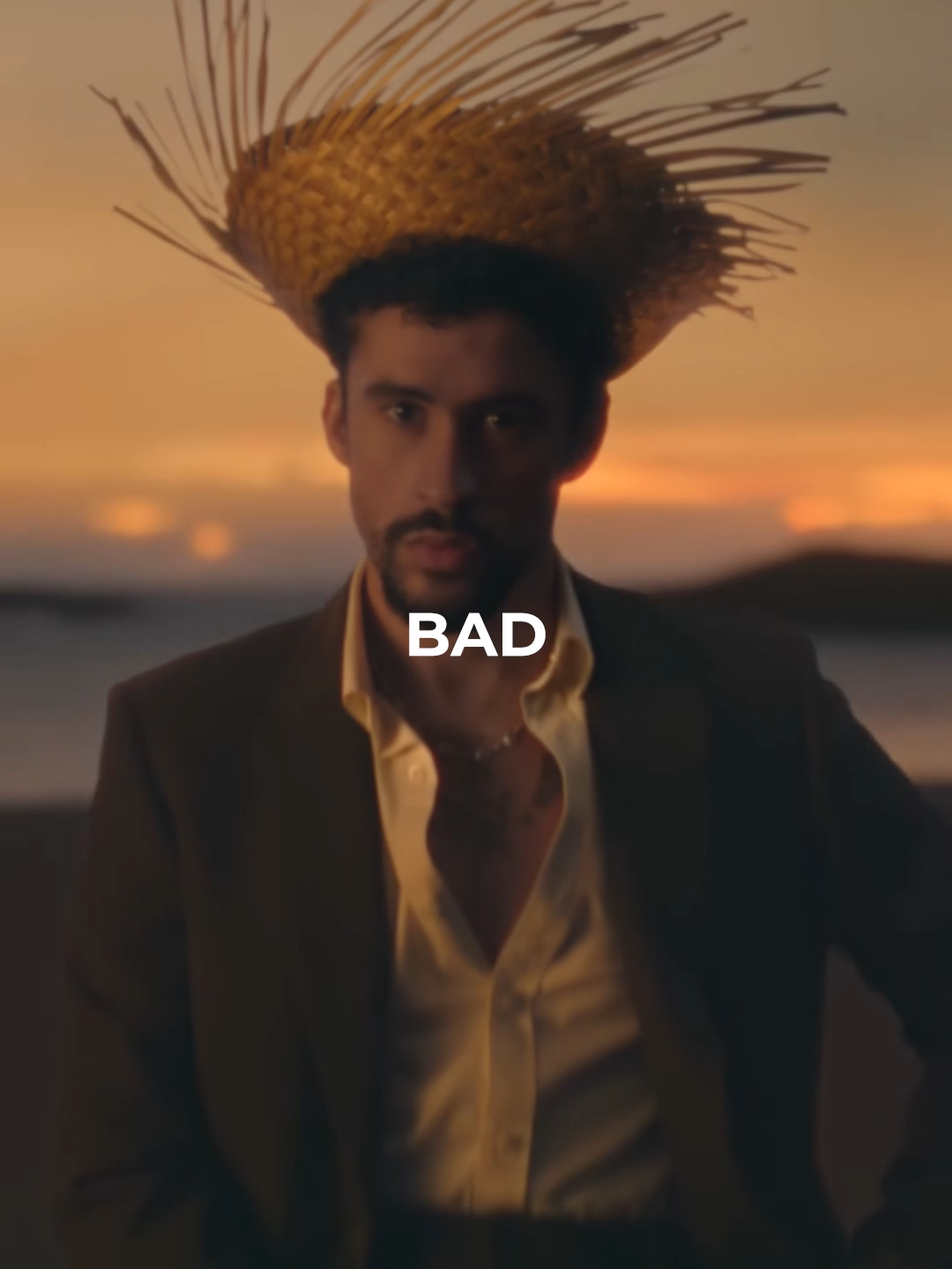 ¿Qué canciones debería cantar Bad Bunny en el Super Bowl? 🏈🐰 #badbunny #generourbano #SuperBowl #superbowllx