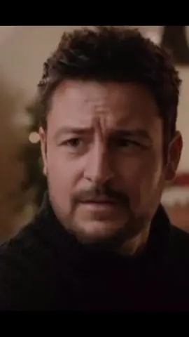 #ChristmasAboveTheClouds @Tyler hynes @erinkrakow @Hallmark Channel 11/8 8pm/7c @HallmarkPlus ❤️✨🎄☁️ #dreamy #magical 