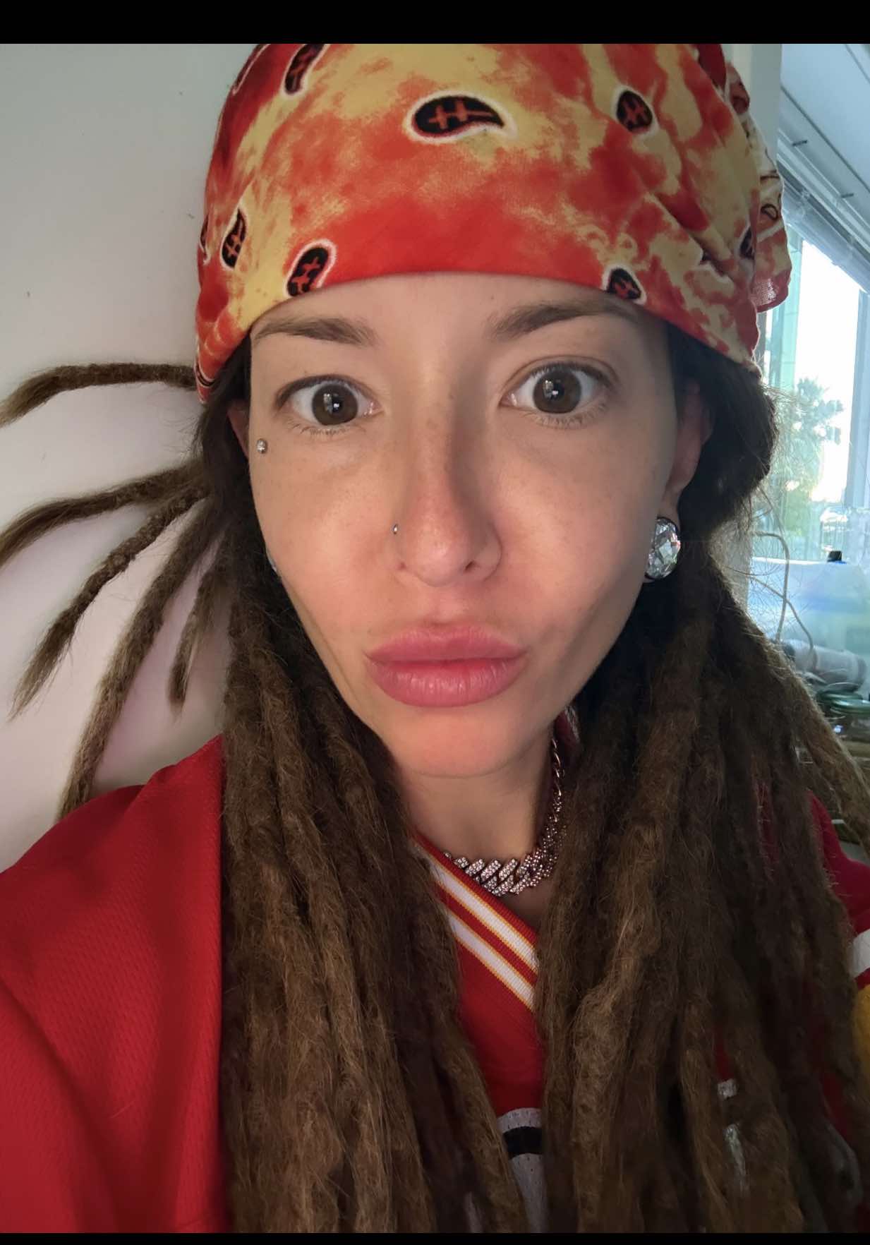 More from Taylor radio interviews tonight from Magic Radio + Hits Radio 🤩🧡 #swifties #swiftok #thelifeofashowgirl #taylorswift 