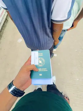 Repost plz🙏 জানো? কতগুলো অভিমান নিয়ে আমি তোমার থেকে সরে এসেছি? তুমি চাইলে পারতা সব অভিমান মুছে দিতে কিন্তু তুমি বুঝিয়ে দিলে দুরত্ব ই সুন্দর! তাই আমিও বাড়িয়ে নিলাম দুরত্ব ভালোবাসাটা না হয় অভিমান হয়ে জমে থাকুক!..❤️‍🩹😊 #foryoupage #copylink #unfrezzmyaccount #viralvideo 