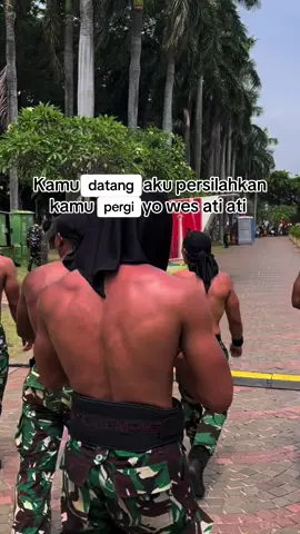 Ijin komandan🫡@Eka_wira_king_of_sparko #fyp #sparko #ekawirakingofsparko #trimatratni #huttni80monas 