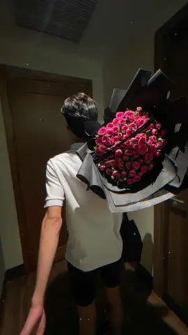 Ẻm và hoa 🥰 #xuhuong #trungthu2025