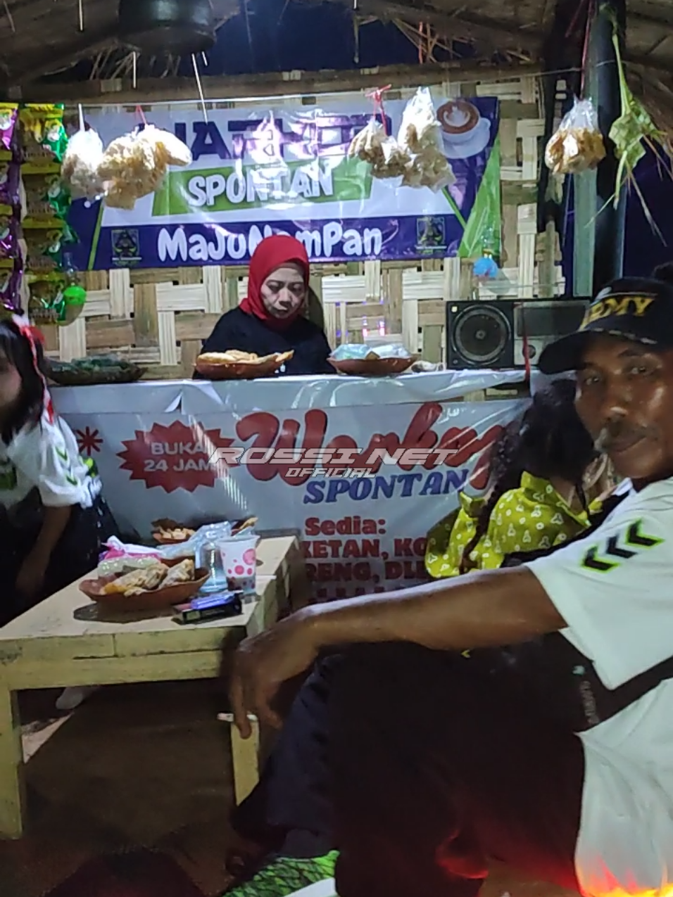 Ikut Karnaval Sambil Jualan..  asik Banget...  karnaval Wonoasri Tempurejo #wonoasritempurejo #semuaorang #pengikut #creatorsearchinsights #karnaval 
