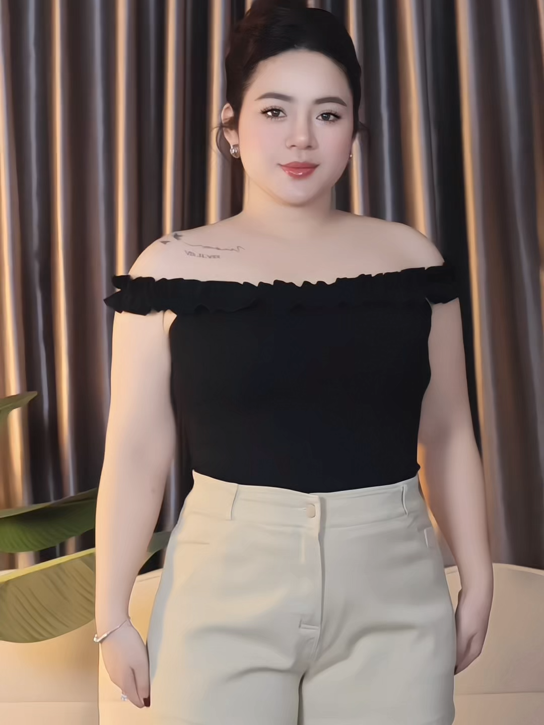 Một em quần đùi ôm được bụng dưới cho chị em bigsize đây#emynoi #xuhuongtiktok #thoitrangnu #thoitrangnuhottrend #dobobigsize #thoitrang #tranxuanphuc #anavat #thinhhanhxuhuongtrend #dobonubigsize