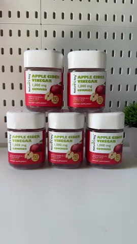2 gummies a day! Natures key #natureskey #natureskeygummies #gummies #applecidergummies 