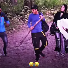 Sharma Boy Is Not Easy 😂❤️💀 @Z4M11R LYRICS 🎧🦕🔥 @Hᗩᗩ𝔻𝗜 🥹❤️ #jawi_bila🌊❤️🌴 #viral #trending #fyb #foryoupage 