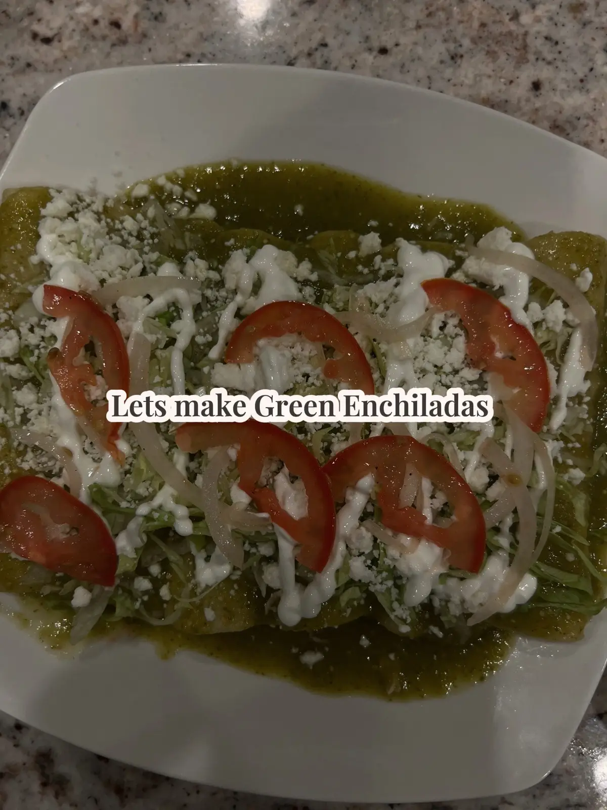 it’s always a debate whether to make green enchiladas or red enchiladas. I LOVE the red ones but it’s always a pain to clean up the stove after 😫  Which is your favorite?! 👀