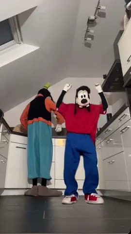 Mood #goofy #max #costume #germany 