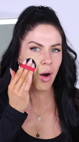 There’s some kind of magic in this stuff!😱 So shocking! This is the Espoir Cushion Foundation and it’s currently on Fall Prime Day sale on Amazon if you want it!! @espoir USA  #makeup #beauty #espoir #makeupreview #espoircushion 