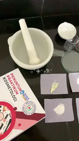 praktikum kosmetologi “Cream wajah”😍#fyppppp #pharmacystudent💊💉 