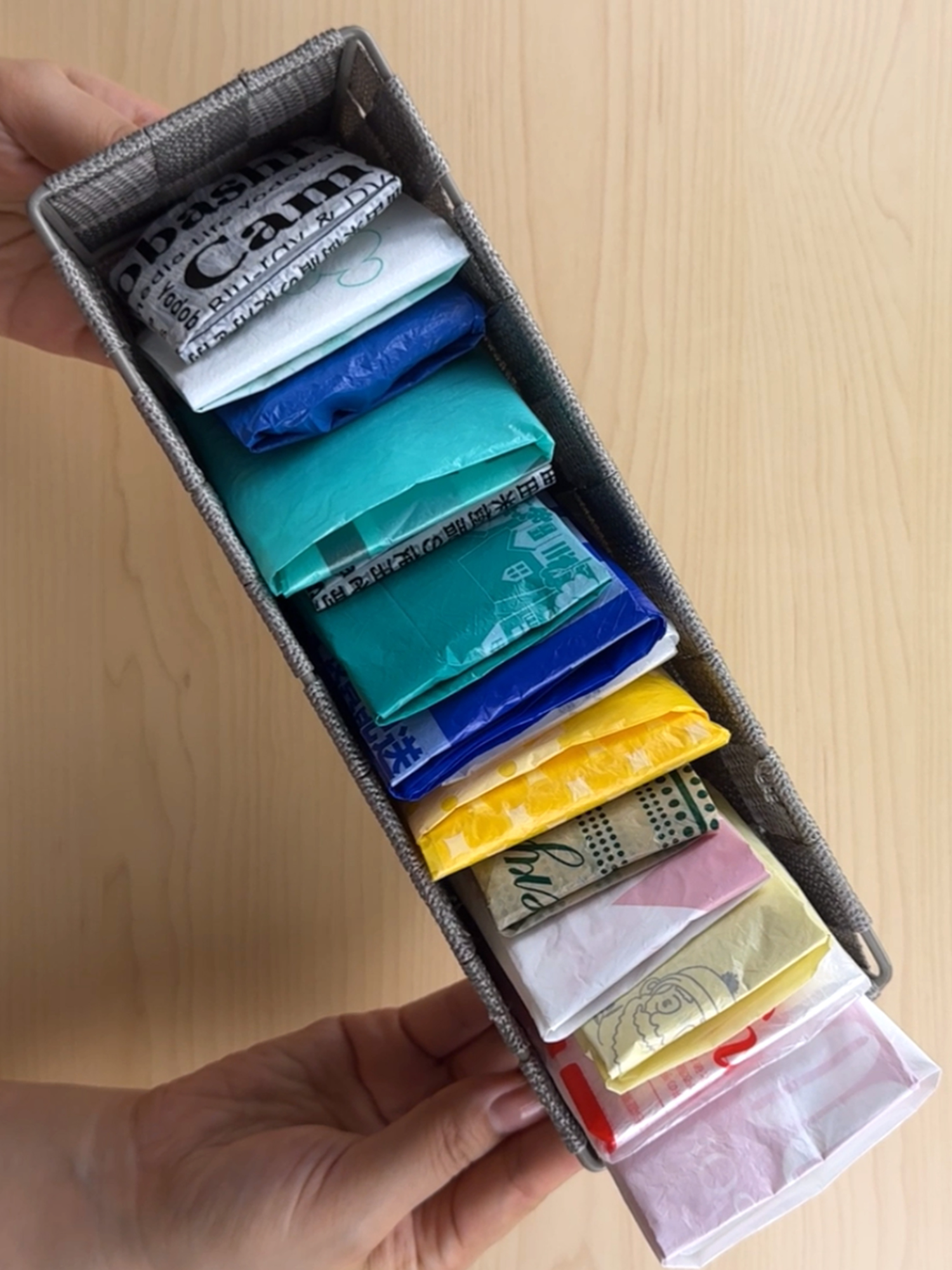 【簡単収納術】レジ袋の畳み方✨How to fold plastic bag💡#四角#レジ袋#ゴミ袋#bag#ドミノ#手提袋#ビニール袋#畳み方#たたみかた#長方形#買物袋#접는방법#折疊  #手作り #工作 #作り方 #おもちゃ #可愛い#やり方 #やり方#可愛い#世界一#宇宙一#わかりやすい#簡単#世界一分かりやすい#宇宙一分かりやすい#チャレンジ #面白い#lifehacks#はな#花#하나#飾り#遊び #壁飾り#デイサービス#老人ホーム #スクイーズ #抗ストレス #子育て #手遊び #生活#工芸 #折り方#ハンドメイド #3D #保護 #立体 #教育機関 #図書館 #福祉施設 #オーナメント #保存版 #春 #夏 #秋 #冬 #作る #幼稚園 #保育園 #学童 #分かりやすい #保存版 #立体  #創作 #ギネス認定#正方形#定番#保育士 #介護福祉士 #介護レク　#手だけでできる  #生活の知恵  #コツ#技#役に立つ #日本 #にほん #Japan #일본