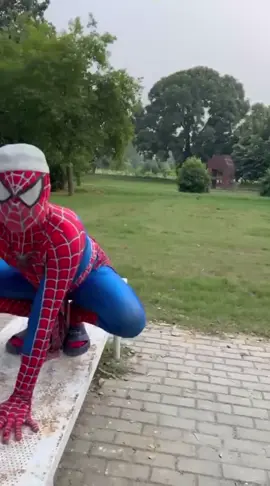Spider-Man vs apes time match 🙈#foryou #foryoupage #standwithkasmir #lahori_spiderman #fyp @Ape's Time 