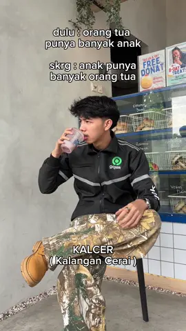 ga cocok minum yakult 😌