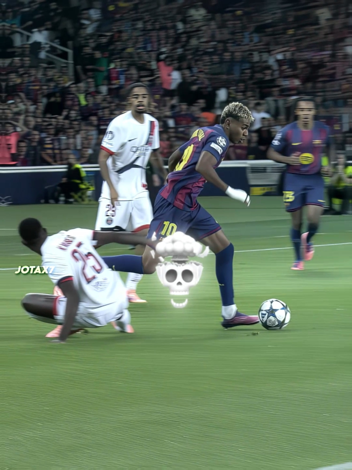 Yamal vs Nuno Mendes #football #fyp #cr7 #yamal #cristianoronaldo
