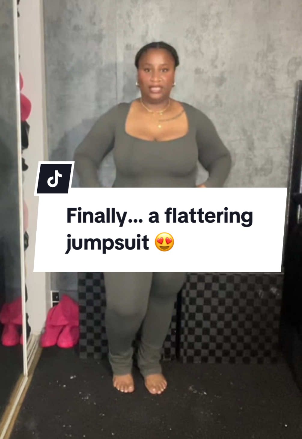 Finally!!! a jumpsuit that doesn’t feel like a struggle. Would you rock this for a fall night out or keep it casual? 👇🏾 #JumpsuitStyle #FallStyle2025 #TikTokShopFinds #tiktokshopfalldealsforyou #tiktokshopblackfriday 