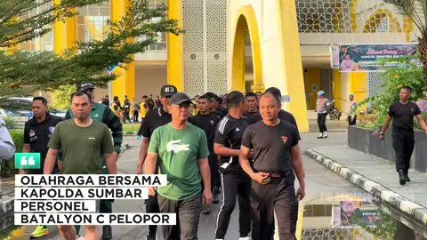 Olahraga Bersama Kapolda Sumbar Irjen Pol. Drs. Gatot Tri Suryanta, M.Si., CSFA. dan Rombongan di Mako Batalyon C Pelopor @humaspoldasumbar, @brimobsumbar_media.id, @humaskorpsbrimob, @yonapor_brimobsumbar, @yonbpor_brimobsumbar @gegana_satbrimob_sumbar