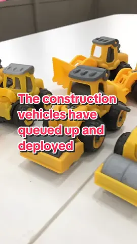The construction vehicles have queued up and deployed #excavator #toys#toy#engineeringvehicle #bulldozer 