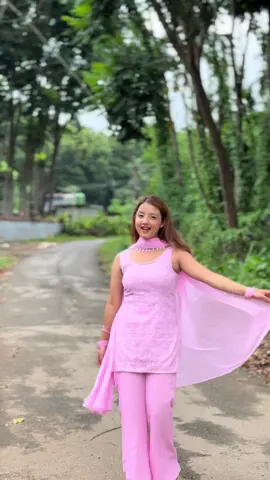 #youaremysoniya #bollywoodsong #kar #kareenakapoor #foryoupagе 💞