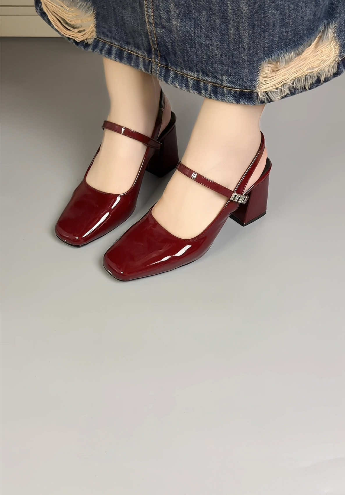 Giày hở gót mũi vuông đế cao 5p 7p lên chân siêu xinh #giaycaogot #caogotdep #giaydep #xuhuong2025 #yfp 