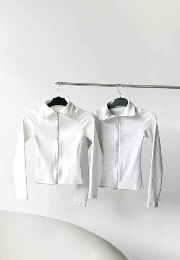 Áo tay dài cổ lọ ôm body, vừa ấm áp vừa khéo khoe đường nét mềm mại - item mới ra lò nhà VSS 🔥 #vssclub #vss #aotaydai 