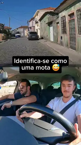 Durante a aula, numa zona estreita, o aluno ia tentar passar sem espaço suficiente 🚗↔️🚗 Tive de travar para evitar uma colisão. Situação que mostra bem a importância de avaliar sempre as distâncias. #AulasDeCondução  #SegurançaRodoviária  #ExameDeCondução  #CondutoresEmFormação  #AtençãoNaEstrada 