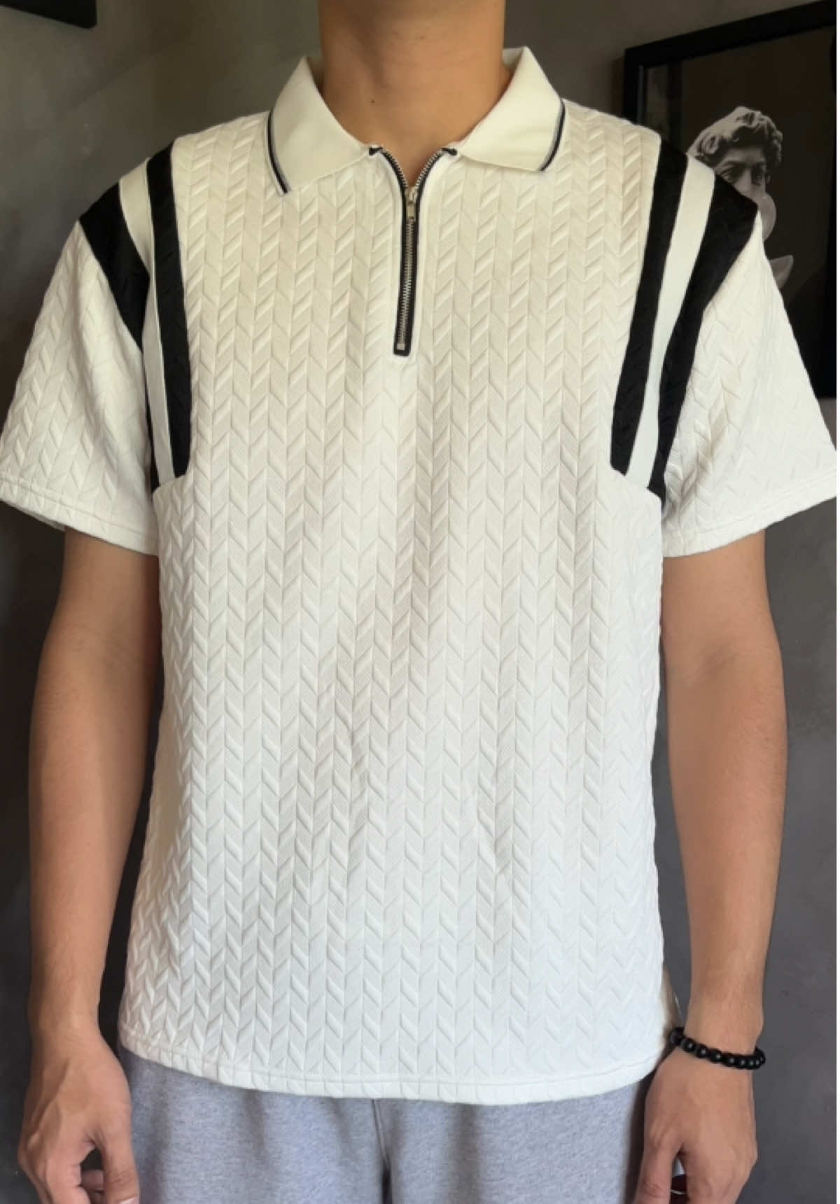 Kinwoo casual daily wear polo! #kinwoo #poloshirt #outfitideas #casualoutfits #poloshirtformen 