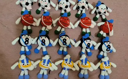 móc khóa bóng đá, bóng chuyền ... #crochet 