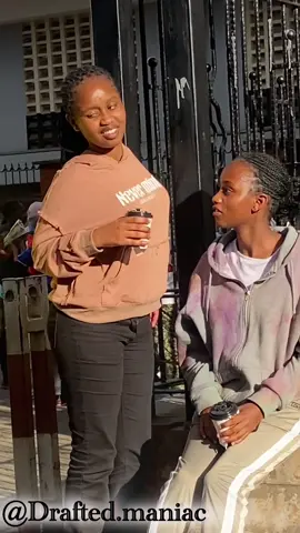 Did the other lady deserve the money fr ..? 😂🫴🏻anyways its all about good vybes pretty girls and big smile 😍😌#draftedmanianc #jeybah #fyp #100k #smiledekedekho 