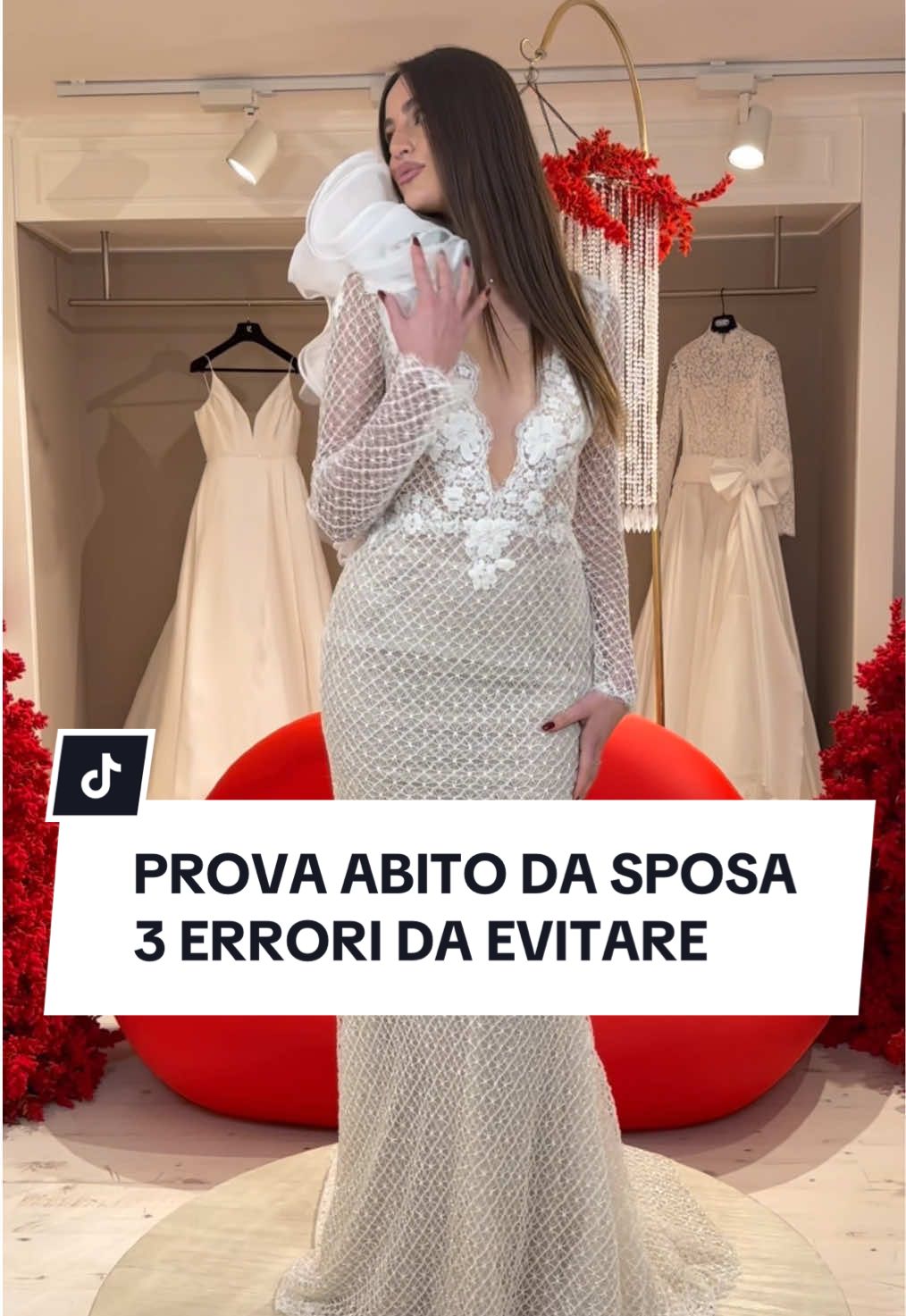 Ecco 3 cose da ricordare quando provi il tuo abito da sposa 👀 Qual è la cosa che ti spaventa di più del matrimonio? 🤔 🎬Agenzia TikTok: @Spark Marketing Agenzia TikTok  #abiti #atelier #sartoriale #matrimonio #sposa 