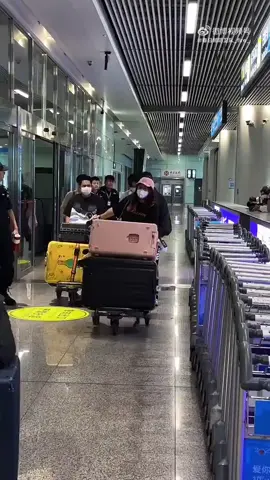 🐣🐰🇨🇳 @BOSS.CKM @Noeul  #BossNoeul  #Bosschaikamon #ShawtyBoss   #Noeulnuttarat #MagentaBoy  cr. logo