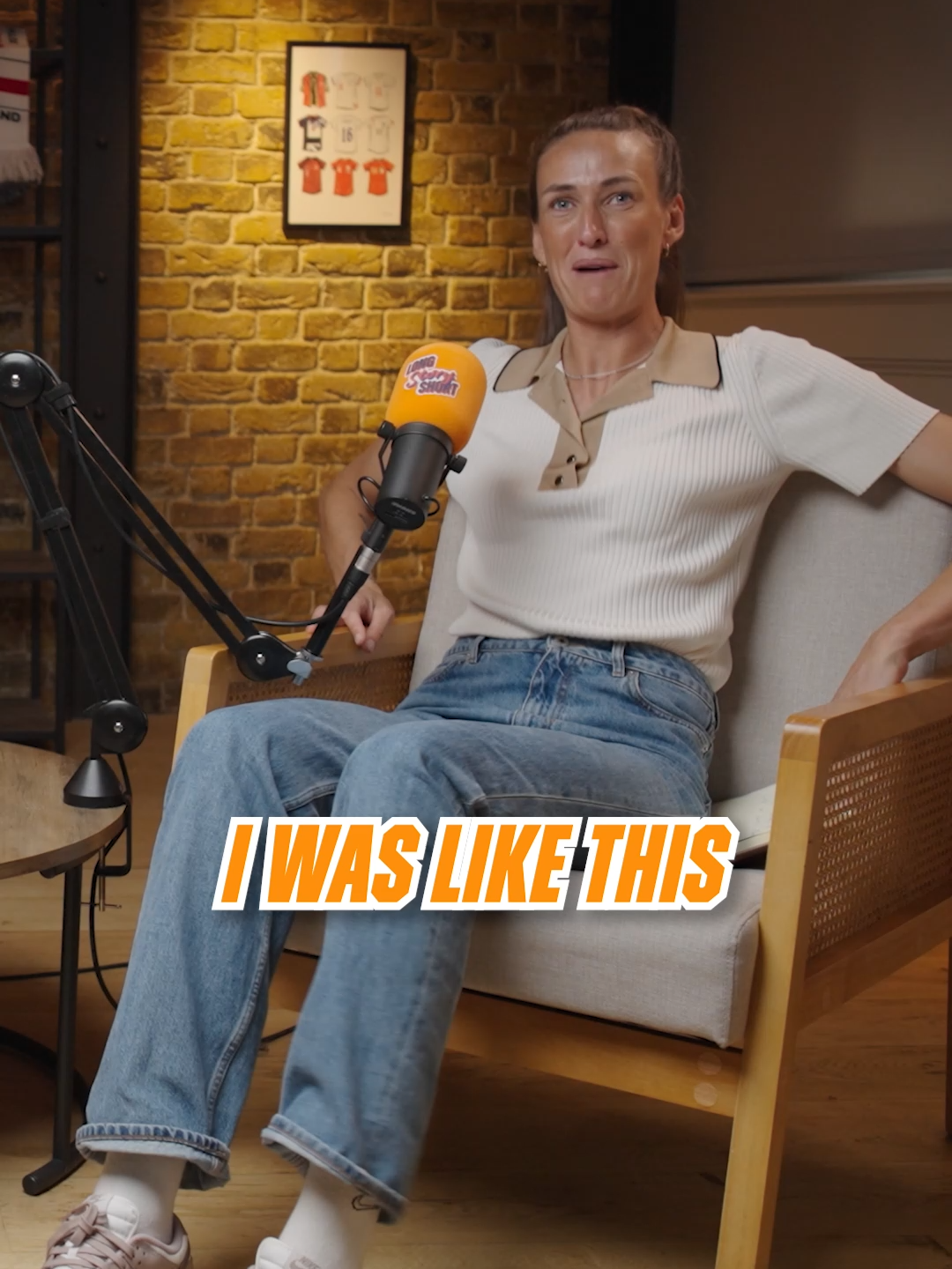 Jill did this for a full hour....#videoviral #longstoryshort #scissorsis